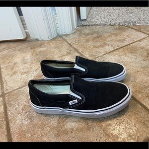 BLACK SLIDE ON VANS Men’s 8.5 Women’s 10